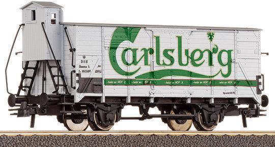 Beer car "CARLSBERG"<br /><a href='images/pictures/Roco/66242.jpg' target='_blank'>Full size image</a>